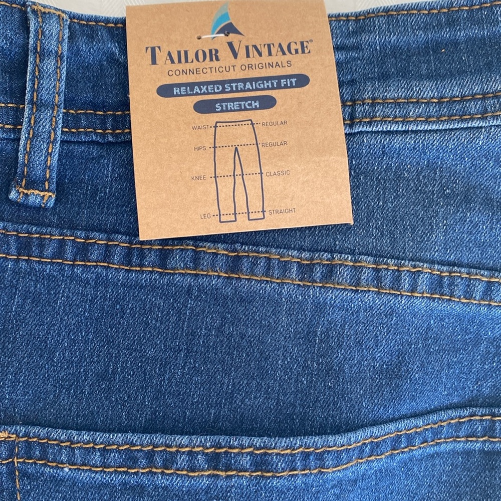 Jean - Picture 3 of 8